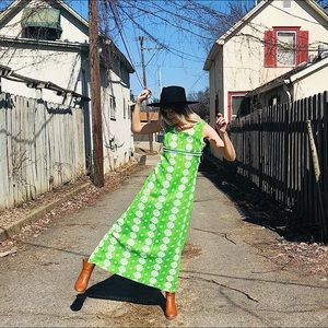 Vintage lime green daisy maxi sleeveless dress